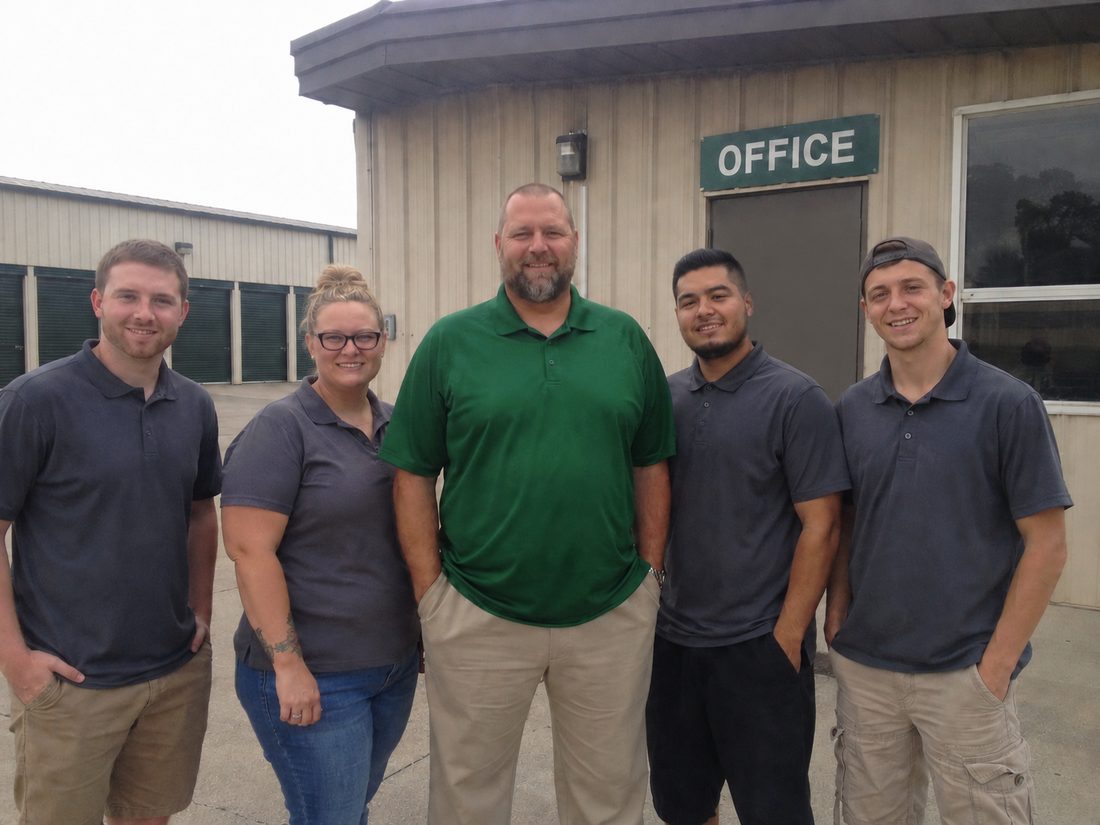 Pest control professionals in Waukegan, IL